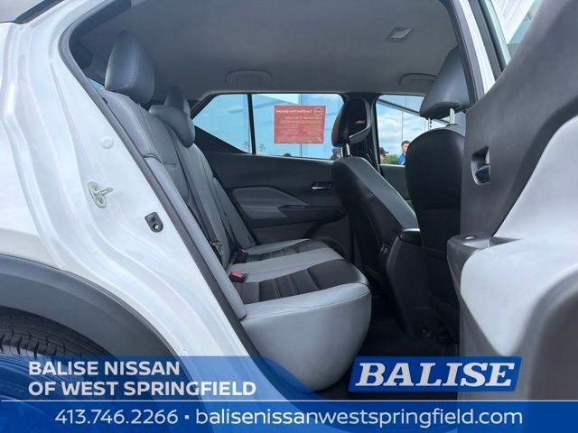 2023 Nissan Kicks SR