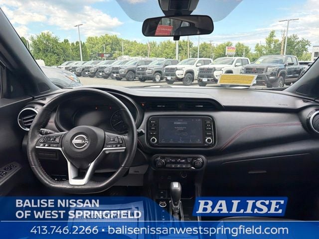 2023 Nissan Kicks SR