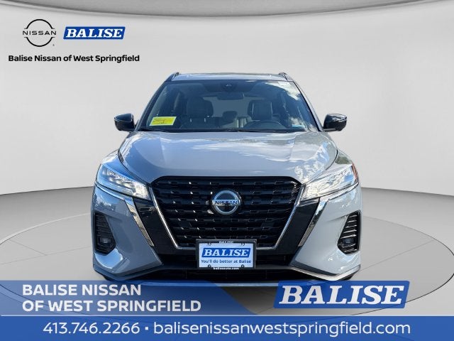 2021 Nissan Kicks SR