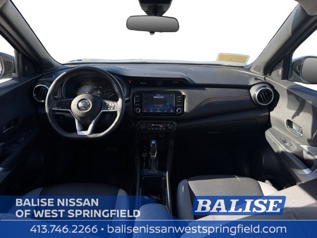 2021 Nissan Kicks SR