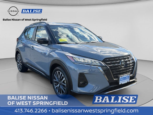 2021 Nissan Kicks SR