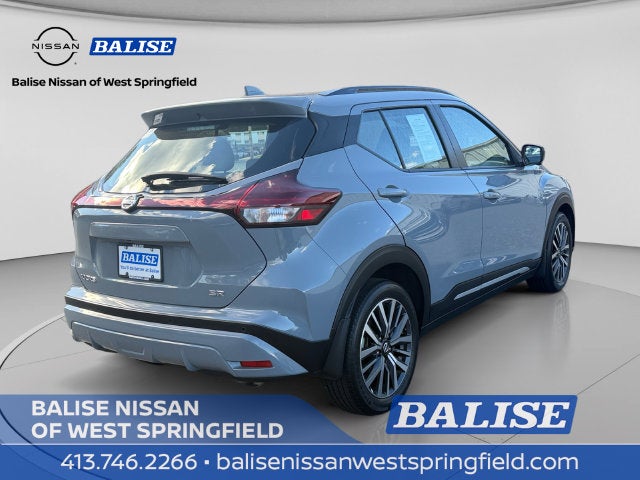 2021 Nissan Kicks SR