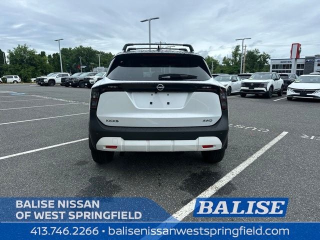2026 Nissan Kicks SV