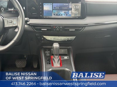 2025 Nissan Kicks SR