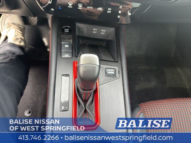 2025 Nissan Kicks SR
