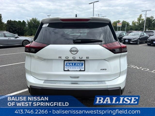 2026 Nissan Rogue SV