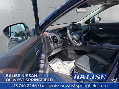 2023 Nissan Rogue SL Premium Package