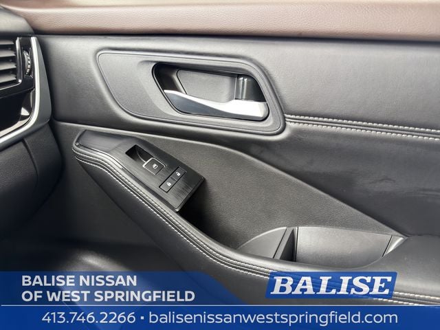 2023 Nissan Rogue SL Leather Package