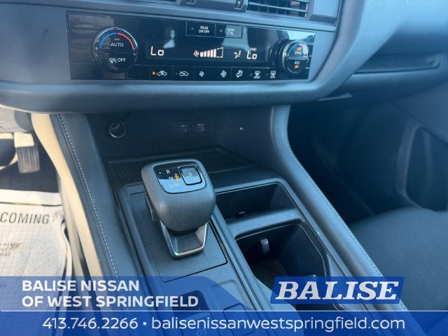 2024 Nissan Pathfinder S