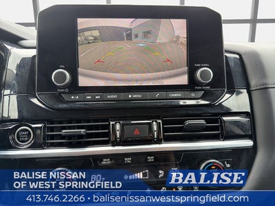 2024 Nissan Pathfinder SV
