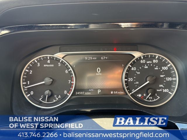 2023 Nissan Pathfinder SV