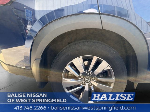2023 Nissan Pathfinder SV