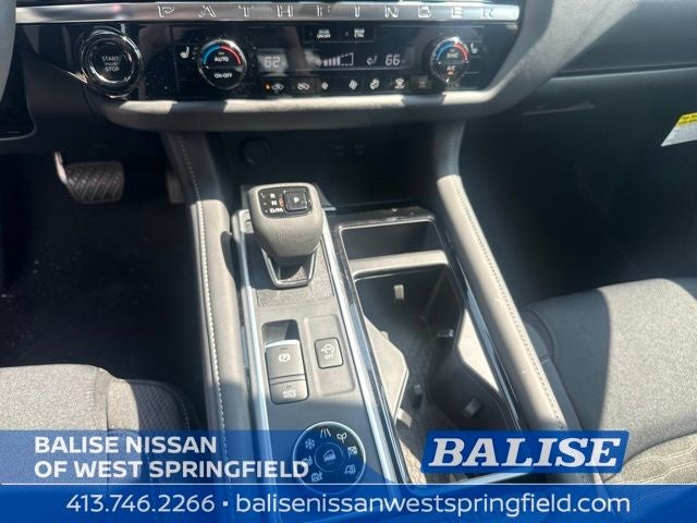 2026 Nissan Pathfinder SV