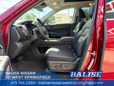 2026 Nissan Pathfinder SV