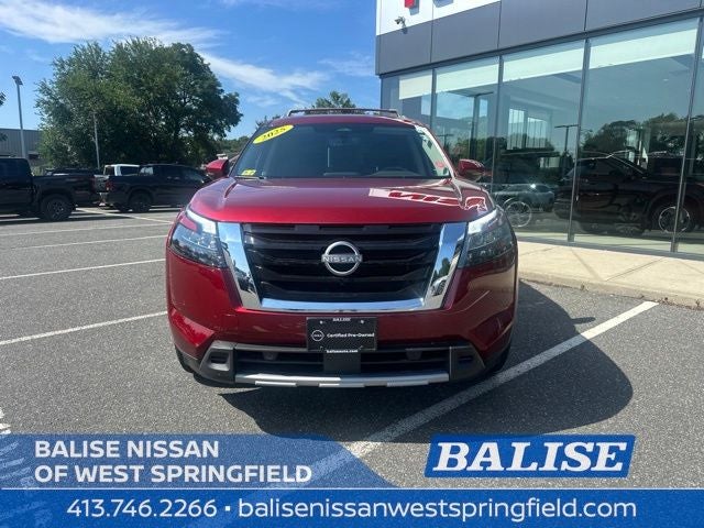 2025 Nissan Pathfinder SL