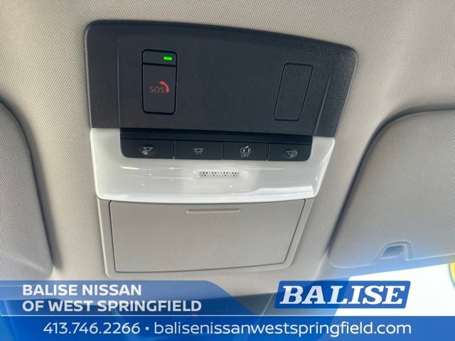 2025 Nissan Pathfinder SL