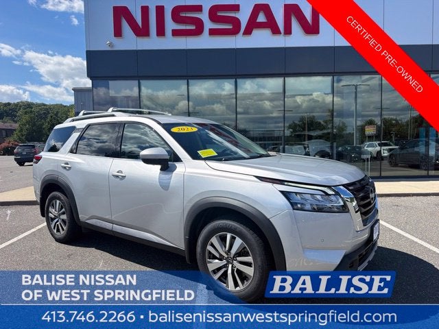 2023 Nissan Pathfinder SL