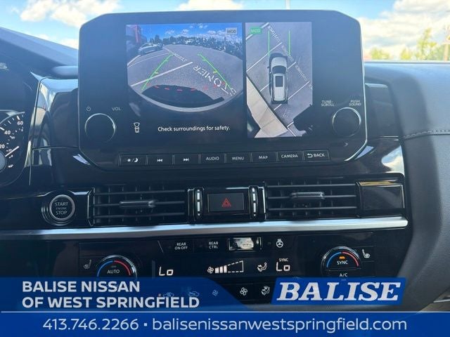 2023 Nissan Pathfinder SL
