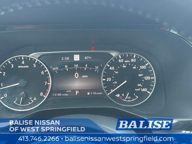 2025 Nissan Pathfinder SL