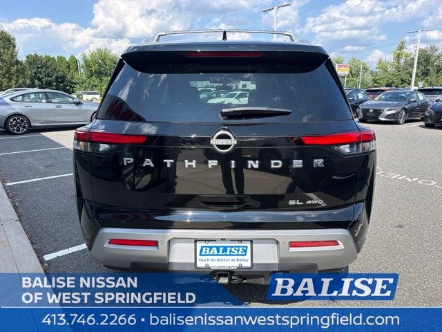 2025 Nissan Pathfinder SL