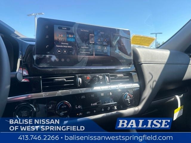 2026 Nissan Pathfinder SL