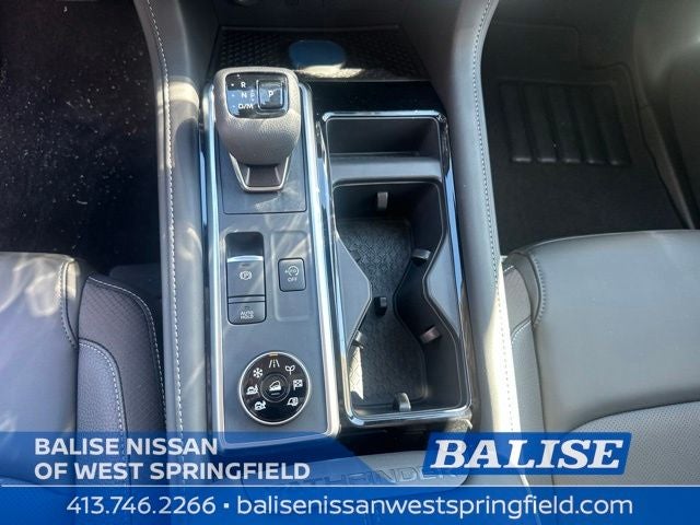 2026 Nissan Pathfinder SL