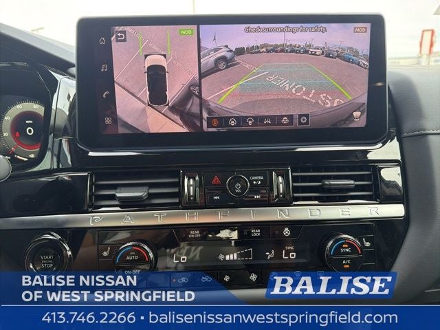 2026 Nissan Pathfinder SL