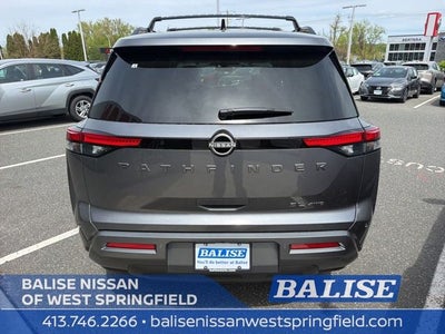 2026 Nissan Pathfinder SL