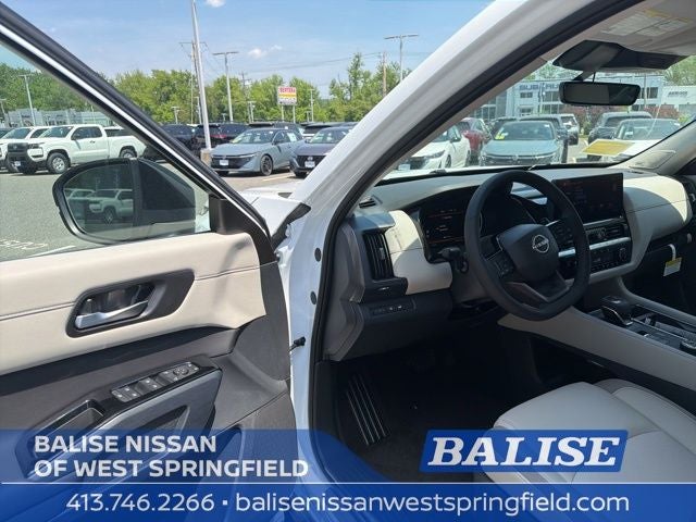 2026 Nissan Pathfinder SL