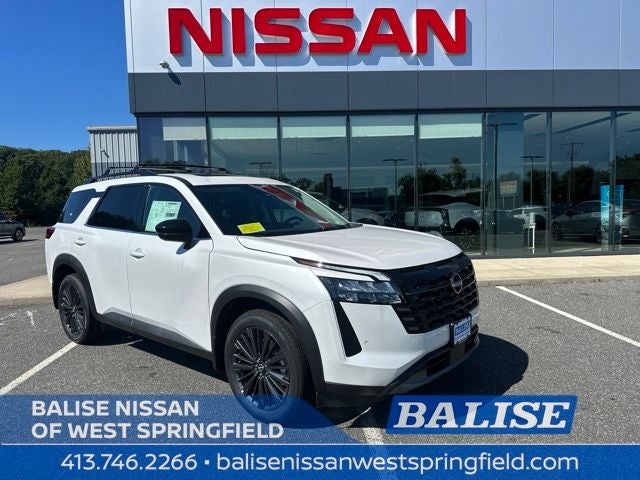 2026 Nissan Pathfinder SL