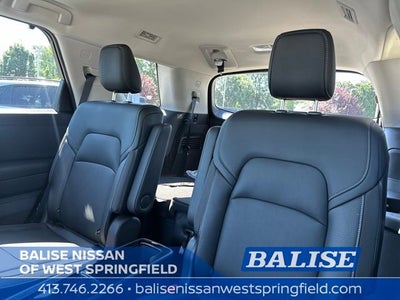 2026 Nissan Pathfinder SL