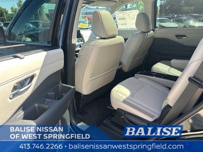 2026 Nissan Pathfinder SL