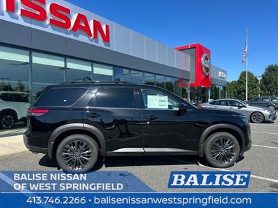 2026 Nissan Pathfinder SL