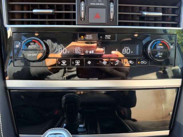 2023 INFINITI QX80 Premium Select