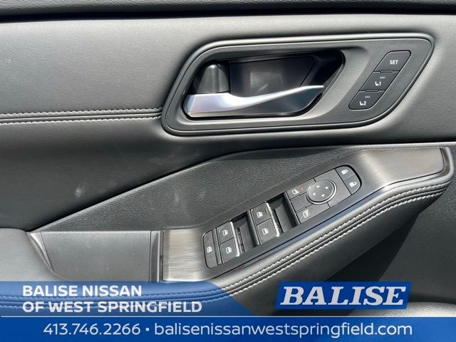 2025 Nissan Rogue SL Prem