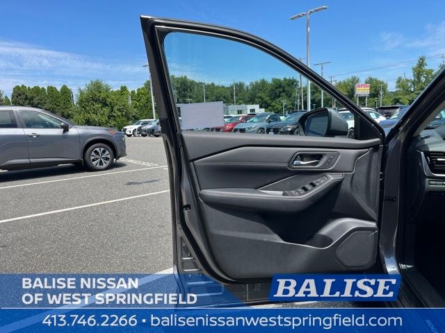 2025 Nissan Rogue SL Prem