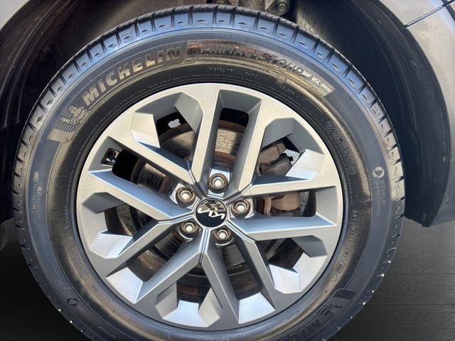 2023 Kia Telluride LX