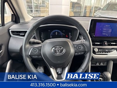 2025 Toyota Corolla Cross XLE