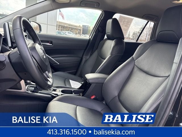 2025 Toyota Corolla Cross XLE