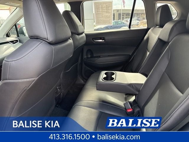 2025 Toyota Corolla Cross XLE