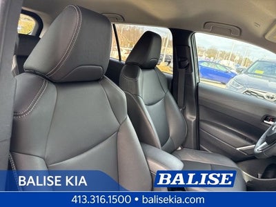 2025 Toyota Corolla Cross XLE