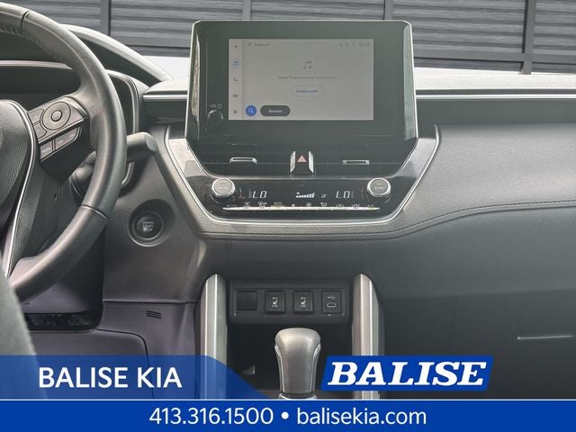 2025 Toyota Corolla Cross XLE