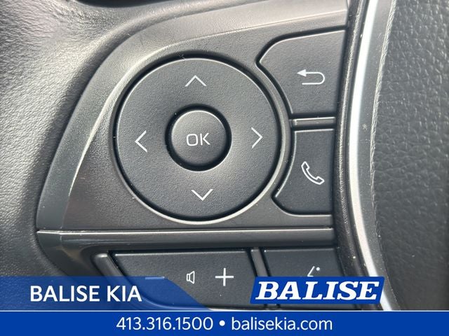 2025 Toyota Corolla Cross XLE