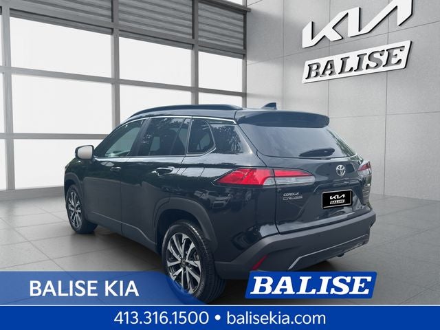 2025 Toyota Corolla Cross XLE