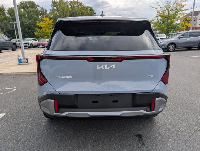 2027 Kia Seltos S
