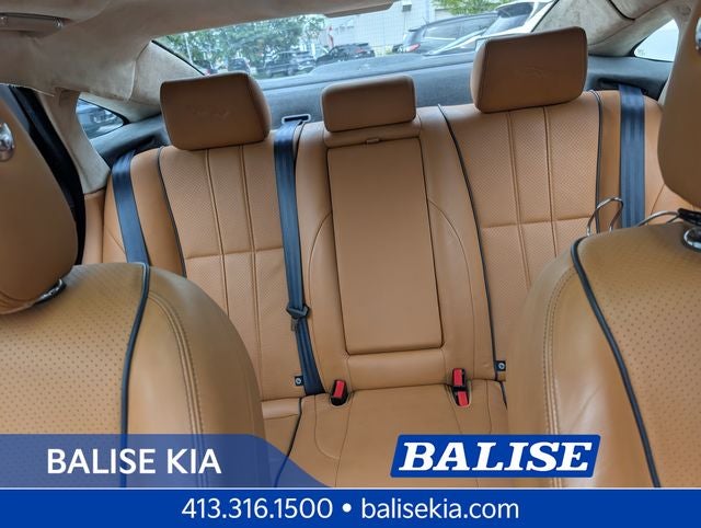 2011 Jaguar XJ Base
