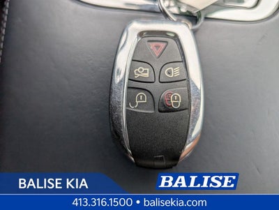 2011 Jaguar XJ Base