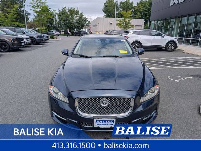 2011 Jaguar XJ Base