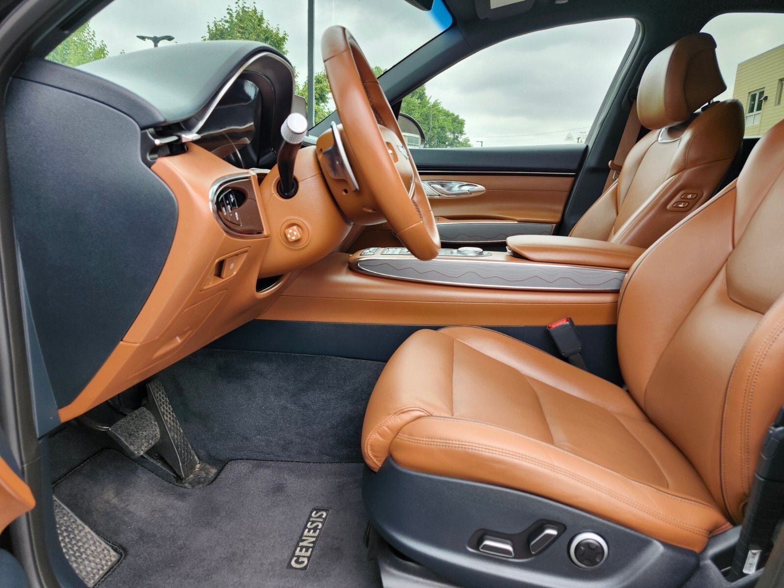 2025 Genesis GV70 2.5T ADVANCED
