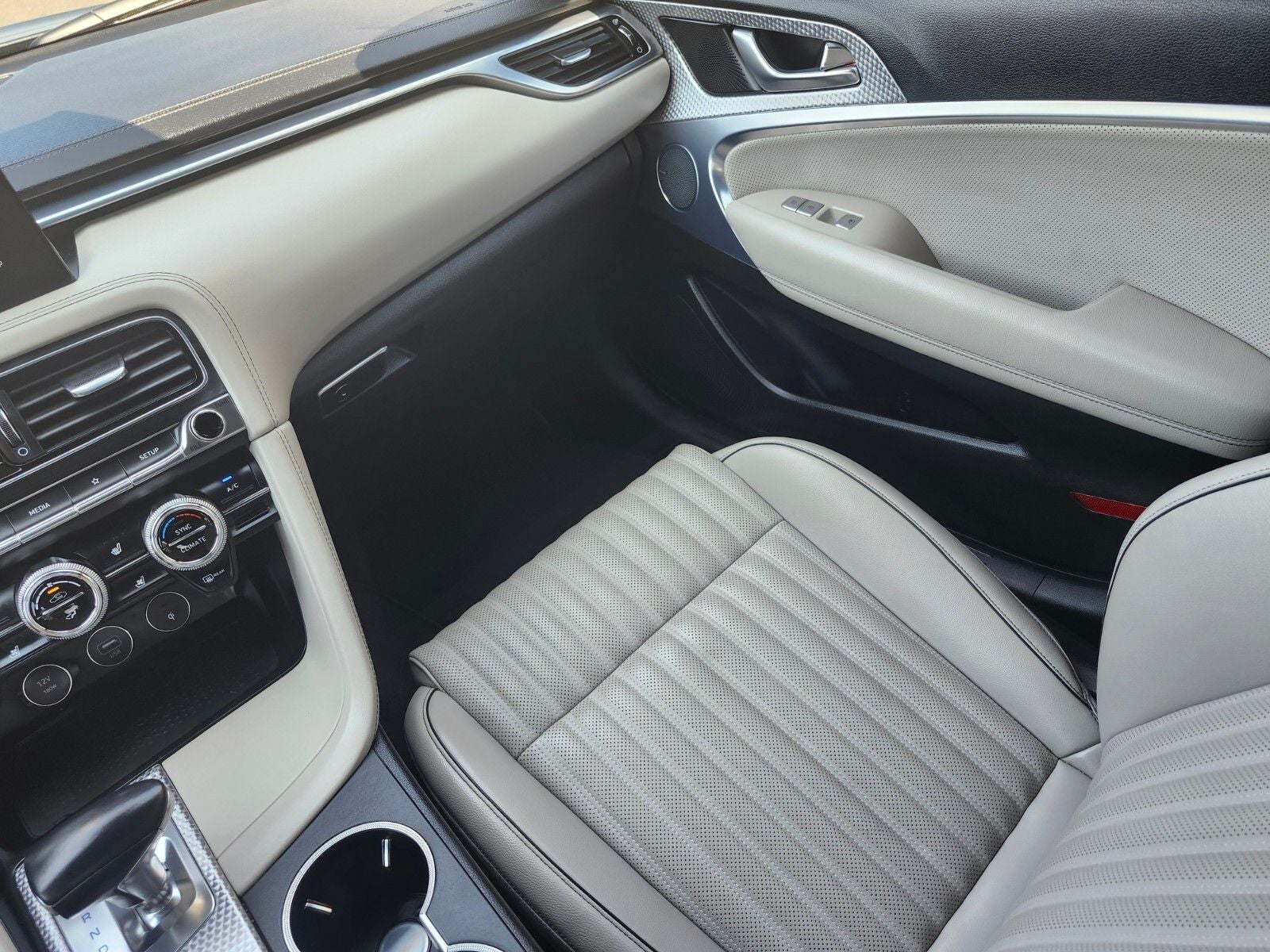 2023 Genesis G70 3.3T SPORTS ADVANCED